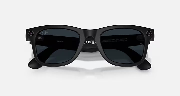 Óculos de sol Ray Ban Meta Wayfarer Matte Black Transparente/Cinza Transitions® (Gen2)