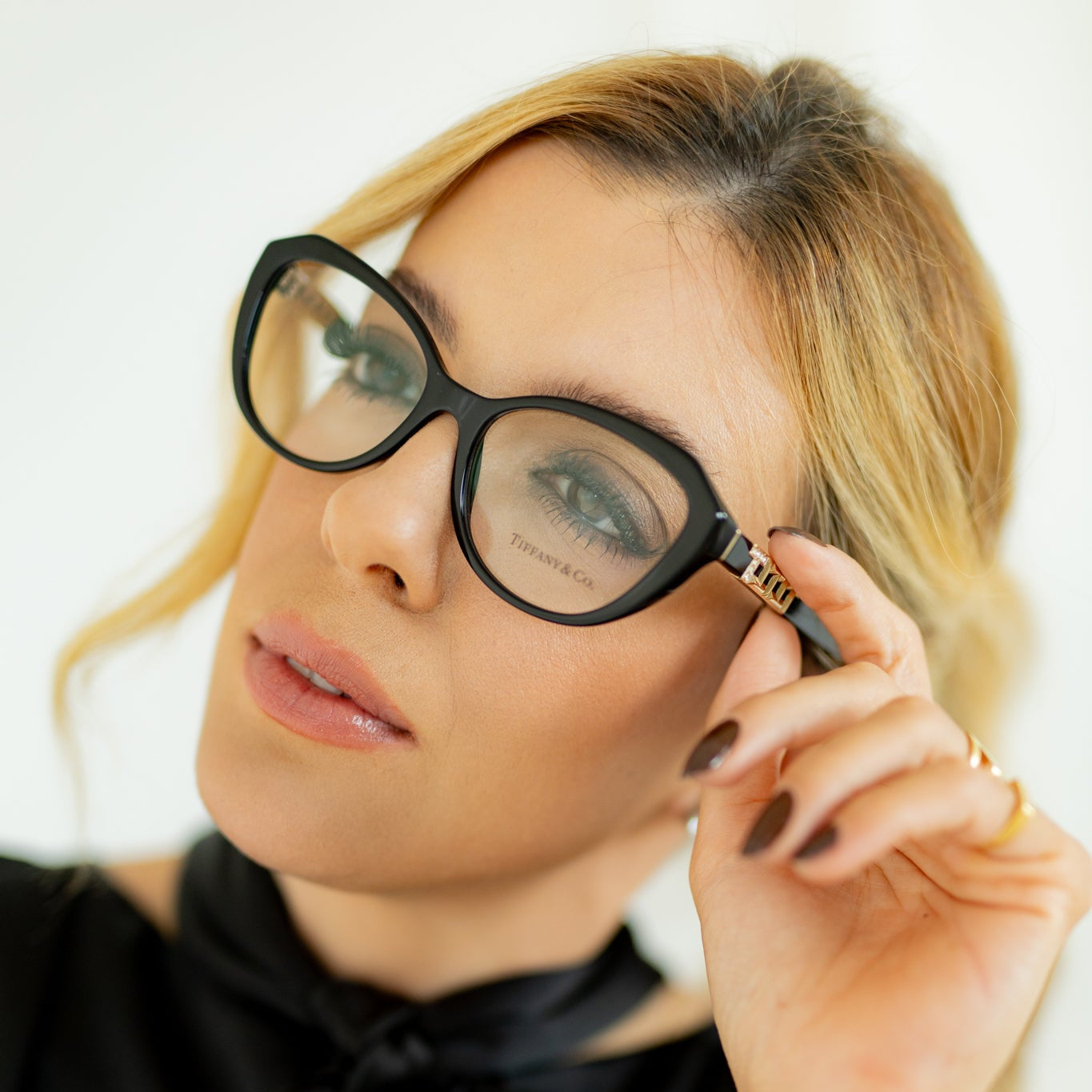 Óculos de Grau Tiffany & Co. TF2241B 8001 Acetato na cor Preto