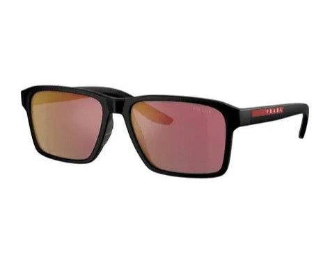 Óculos de Sol Prada Linea Rossa SPS 05Y 1BO10A  Acetato preto fosco com lentes Cinza escuro com semi espelhelhado em vermelho